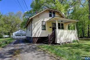 86 Greenwood Ave, Pequannock Township, NJ 07440 - Photo 9