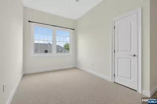33 Windsor Ln, Ramsey, NJ 07446 - Photo 25
