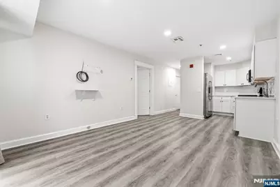 401 Dercole 120 #120, Norwood, NJ 07648 - Photo 5