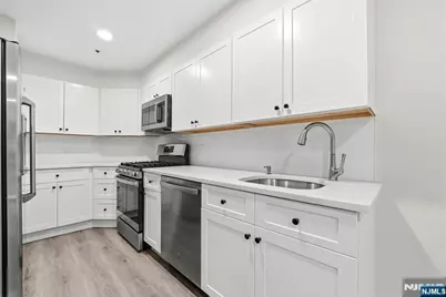 401 Dercole 120 #120, Norwood, NJ 07648 - Photo 7