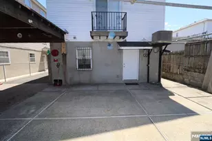15 Garibaldi Ave, Newark, NJ 07114 - Photo 27