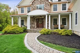 8 Forest Dr, Mendham, NJ 07945 - Photo 3