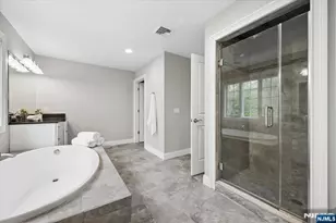 8 Forest Dr, Mendham, NJ 07945 - Photo 25