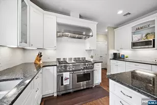 8 Forest Dr, Mendham, NJ 07945 - Photo 15