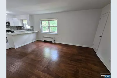 465 Maple Hill Drive 48 #48, Hackensack, NJ 07601 - Photo 5