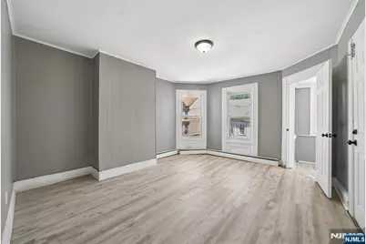 7 Belle Avenue, Paterson, NJ 07522 - Photo 3