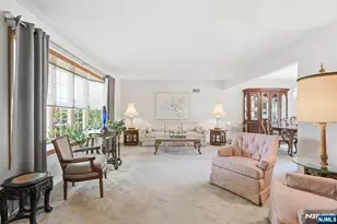 291 S Chestnut St, Washington Township, NJ 07676 - Photo 5