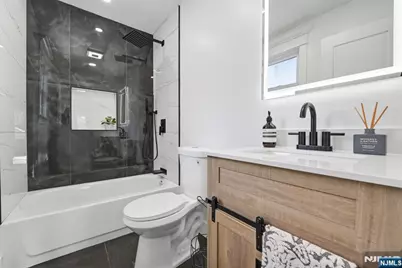 47 Darling Avenue, Bloomfield, NJ 07003 - Photo 25