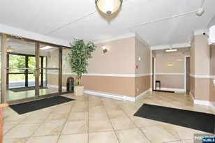 550 Fairview 312, Westwood, NJ 07675 - Photo 5