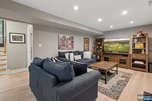 60 Edgemere Rd, Livingston, NJ 07039 - Photo 33