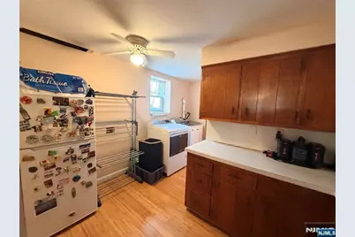 270 Bell Avenue, Hasbrouck Heights, NJ 07604 - Photo 21