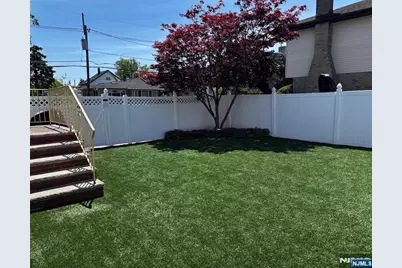 270 Bell Avenue, Hasbrouck Heights, NJ 07604 - Photo 11
