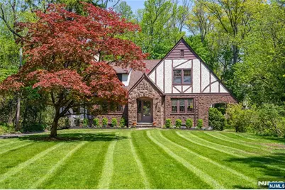 184 Old Short Hills Road, Millburn, NJ 07078 - Photo 1