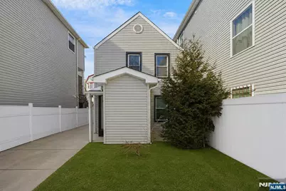 418 10th Street, Newark, NJ 07103 - Photo 3