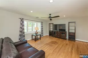 6 Beaumont Pl, Hanover Township, NJ 07981 - Photo 5