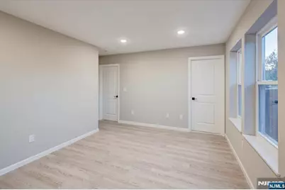 54 Holland Street, Newark, NJ 07103 - Photo 19