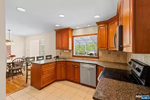 15 Lake Riconda Dr, Ringwood, NJ 07456 - Photo 11