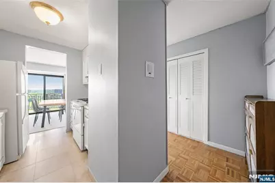 150 Overlook Avenue 8D #8D, Hackensack, NJ 07601 - Photo 11