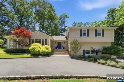 12 Wildwood Drive, North Caldwell, NJ 07006 - Photo 1