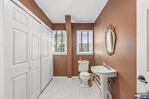 12 Wildwood Dr, North Caldwell, NJ 07006 - Photo 17