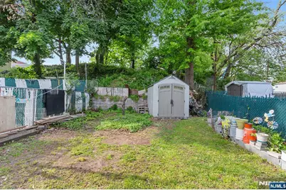94 Summer Street, Passaic, NJ 07055 - Photo 33
