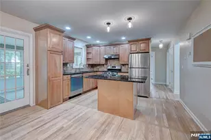 9 Park Dr, Livingston, NJ 07039 - Photo 9