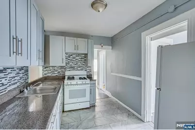 37 Blum Street, Newark, NJ 07103 - Photo 11