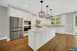 33 Cranberry Ln 17, Montvale, NJ 07645 - Photo 3