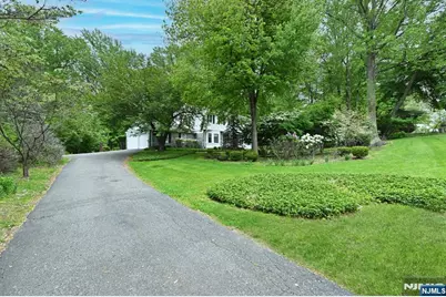16 Knollwood Road, Upper Saddle River, NJ 07458 - Photo 39