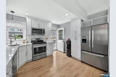 246 Hickory Street, Washington Township, NJ 07676 - Photo 7