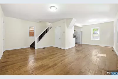 91 Willoughby Street, Newark, NJ 07112 - Photo 9