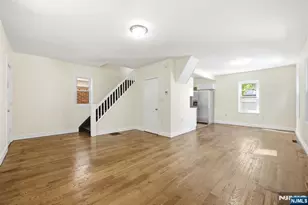 91 Willoughby St, Newark, NJ 07112 - Photo 9