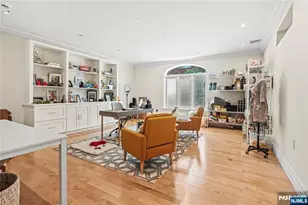 512 Winterburn Grove, Cliffside Park, NJ 07010 - Photo 11