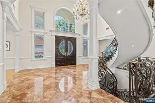 512 Winterburn Grove, Cliffside Park, NJ 07010 - Photo 3