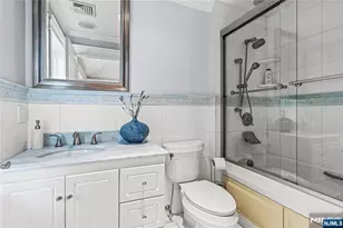 512 Winterburn Grove, Cliffside Park, NJ 07010 - Photo 21