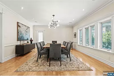 512 Winterburn Grove, Cliffside Park, NJ 07010 - Photo 9