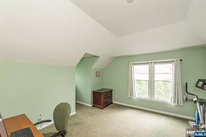 37 Thomas, Wayne, NJ 07470 - Photo 19