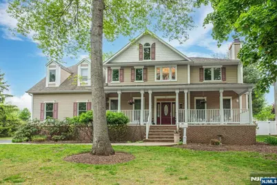 37 Thomas, Wayne, NJ 07470 - Photo 1