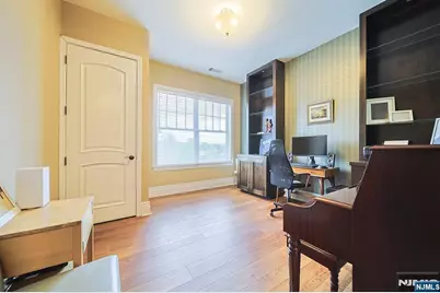 1302 The Plaza 1302 #1302, Tenafly, NJ 07670 - Photo 17