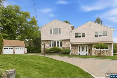 7 Keith Place, Glen Rock, NJ 07452 - Photo 1