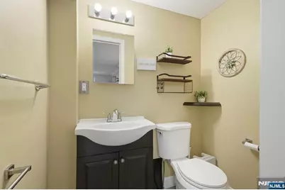 29 Fischer Avenue, Nutley, NJ 07110 - Photo 9