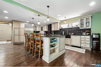 73 The Fairway, Cedar Grove, NJ 07009 - Photo 11