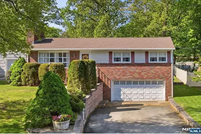 90 McNomee Street, Oakland, NJ 07436 - Photo 3