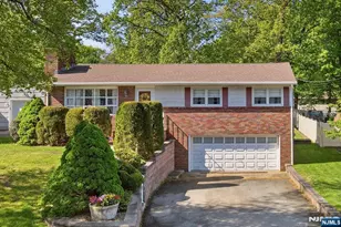 90 McNomee St, Oakland, NJ 07436 - Photo 3