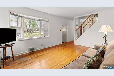 8 Huntting Drive, Dumont, NJ 07628 - Photo 5