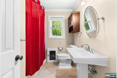 243 Van Nostrand Avenue, Englewood, NJ 07631 - Photo 13