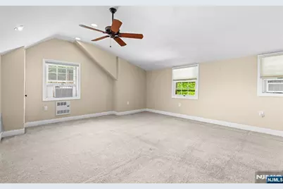 243 Van Nostrand Avenue, Englewood, NJ 07631 - Photo 15