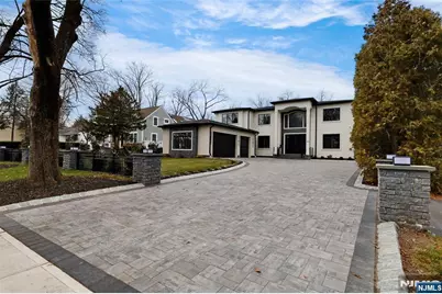 311 Farview Avenue, Paramus, NJ 07652 - Photo 1