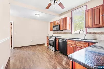 311 Paxton Street, Paterson, NJ 07503 - Photo 7