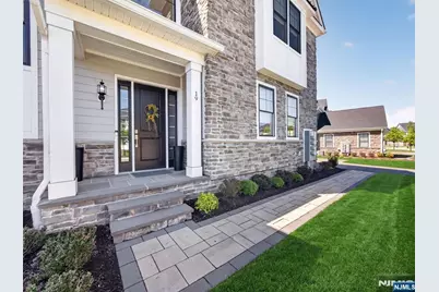 19 Woodmont Circle, River Vale Township, NJ 07675 - Photo 3